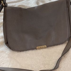 Relic brand purse